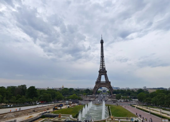 From Qingtian to Paris: The Story of Yang Youde, a Chinese Tailor in the 1980s