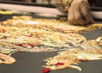 The Timeless Art of Chinese Embroidery: A Cultural Legacy Woven in Silk and Spirit