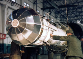 Dongfanghong-1 Satellite: A Rising Star That Forged a National Legend