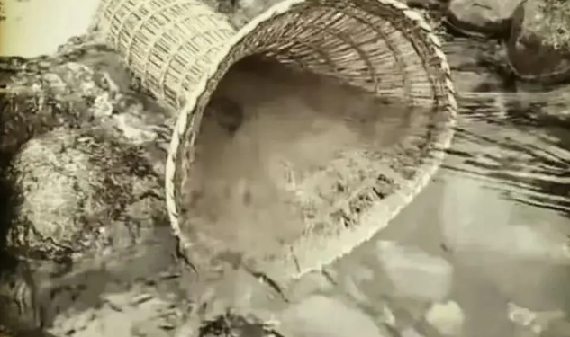 “Childhood Memories: Fishing with the Fish Basket”