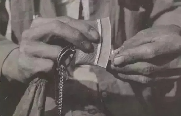 The Fire Striker: A Symbol of Simplicity and Ingenuity in Fire Starting Tools