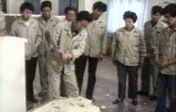 From “Hammering” Iceboxes to Global Success: The Legacy of Zhang Ruimin